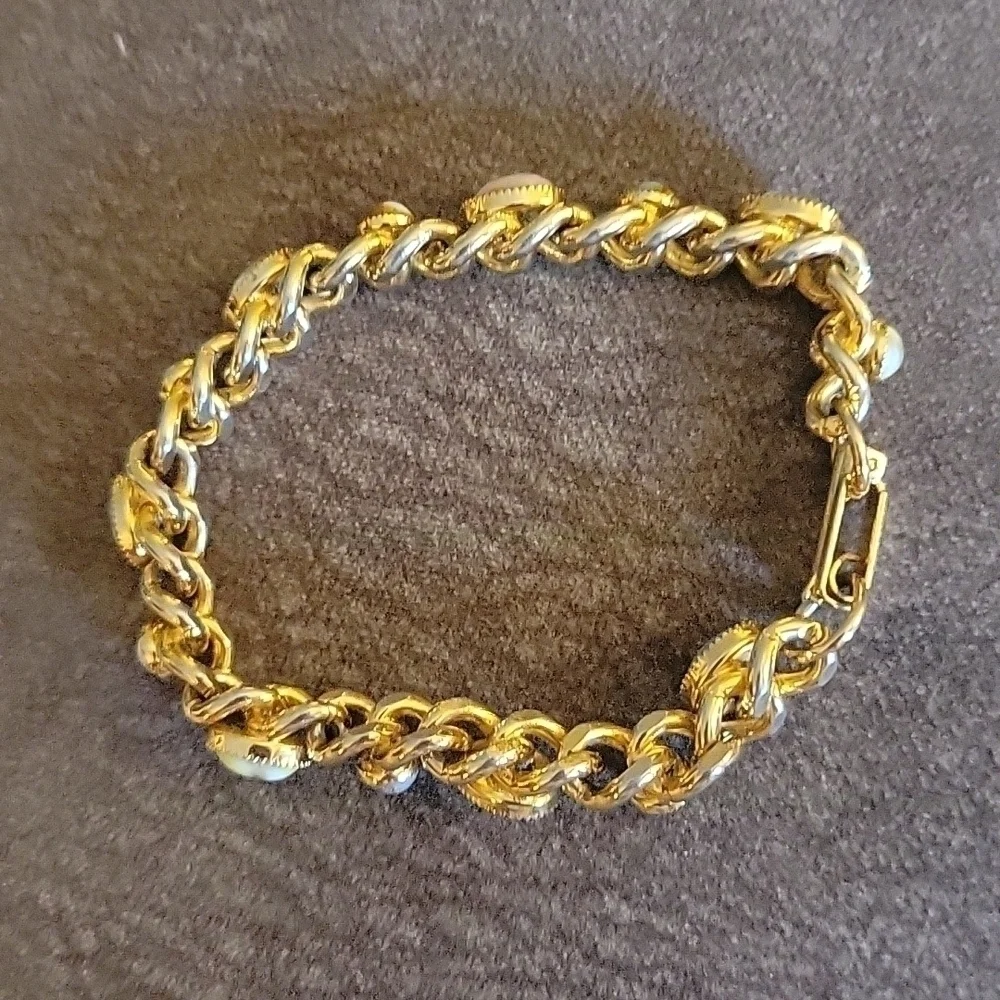 VTG Goldtone Pastel Cabochon Easter Chain Bracelet